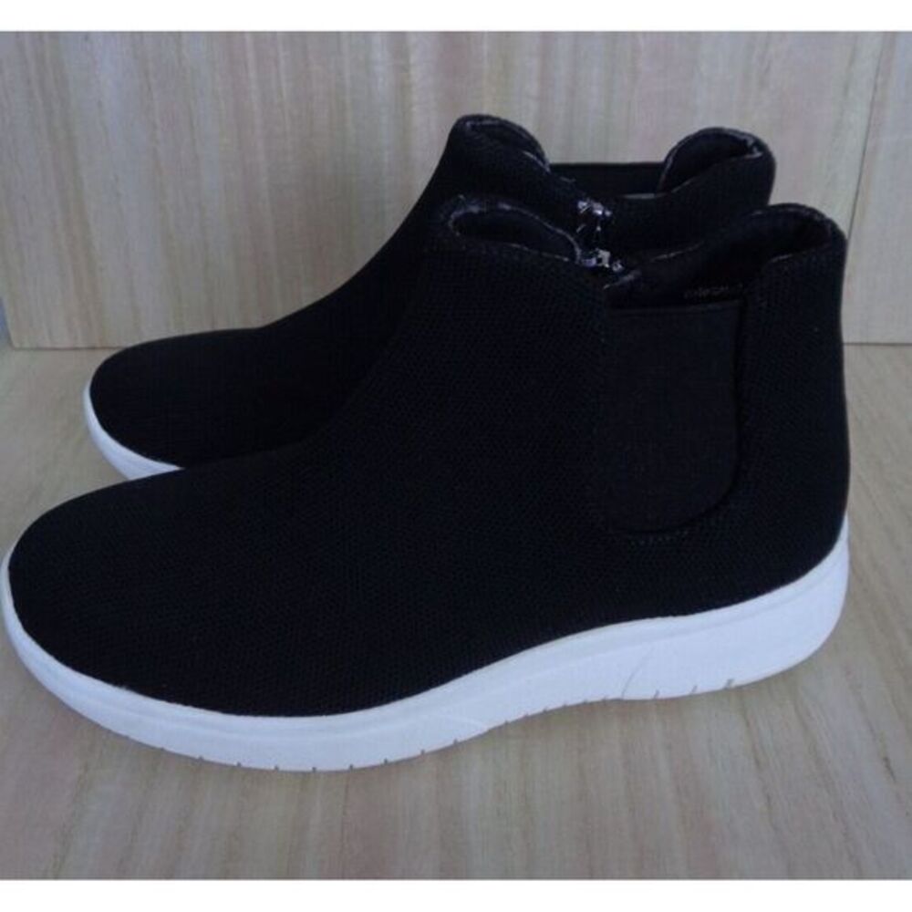 Aqua College Black Waterproof Ankle‎ Bootie Side Zip Womens Size 6.5